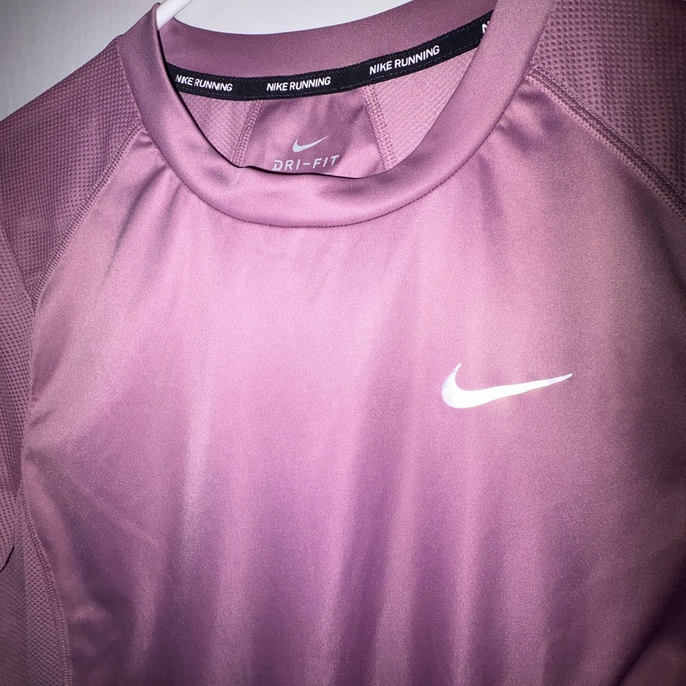 Nike Dri-FIT Pink Running Shirt - Picture 5 of 5